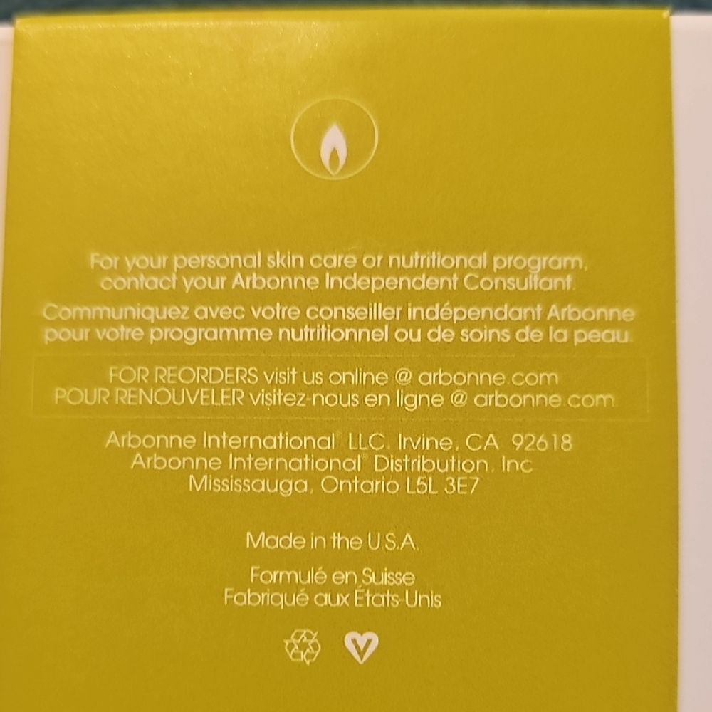 Arbonne Classic Ginger Citrus Candle - Picture 6 of 6